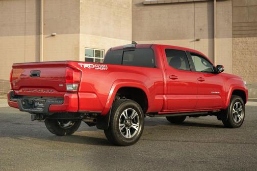 2017 Toyota Tacoma TRD Sport