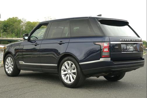 Loire Blue 2017 Land Rover Range Rover 3.0L Supercharged HSE