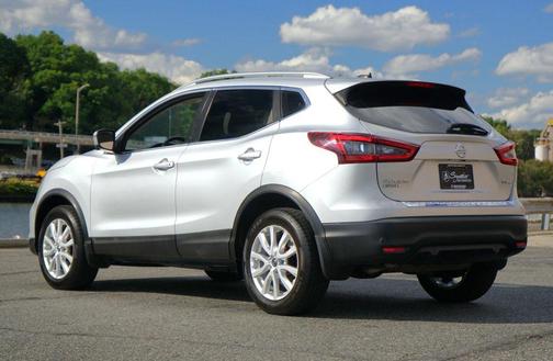 2020 Nissan Rogue Sport SV