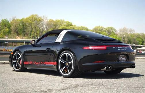 2016 Porsche 911 Targa 4S