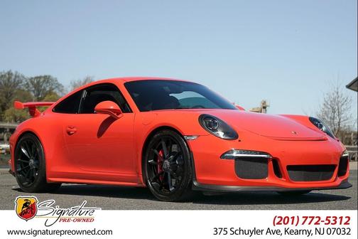 Lava Orange 2016 Porsche 911 GT3