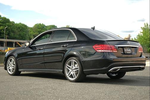 Black 2016 Mercedes-Benz E-Class 4MATIC