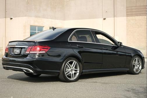 Black 2016 Mercedes-Benz E-Class 4MATIC
