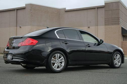 2013 INFINITI G37 Journey