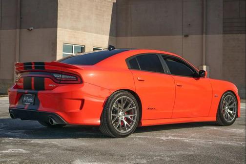 2016 Dodge Charger SRT 392