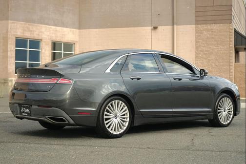 2017 Lincoln MKZ Hybrid Reserve