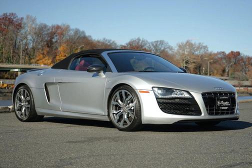 2011 Audi R8 5.2 quattro Spyder