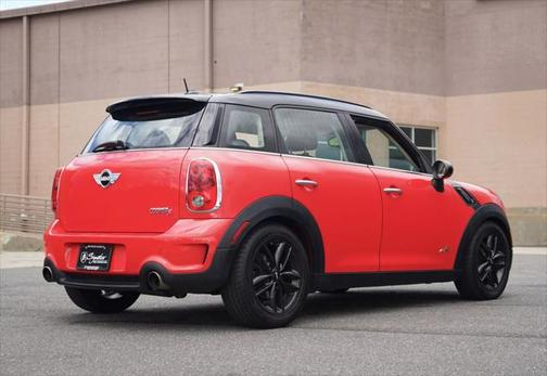 2011 MINI Cooper S Countryman Base