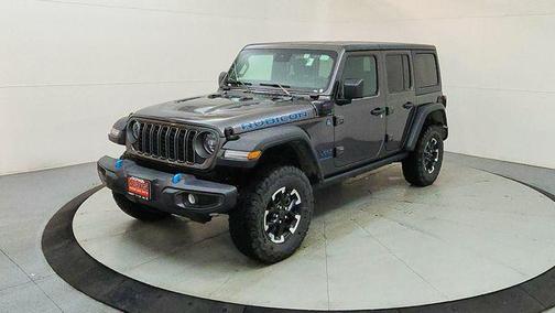 Granite Crystal Metallic Clearcoat 2025 Jeep Wrangler 4xe Rubicon