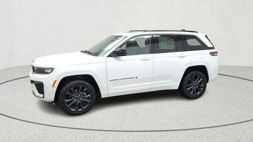 Bright White Clearcoat 2026 Jeep Grand Cherokee Limited