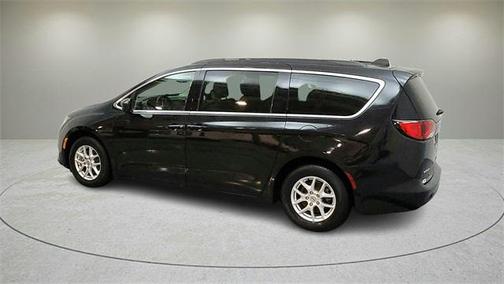 2021 Chrysler Voyager LXI