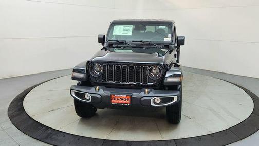 Black Clearcoat 2026 Jeep Gladiator 85th Anniversary Edition