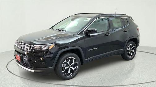 Diamond Black Crystal Pearlcoat 2026 Jeep Compass Limited