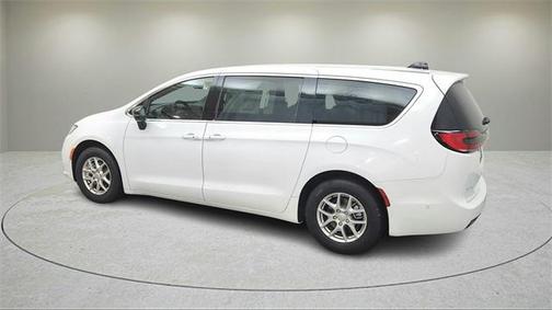 2025 Chrysler Pacifica L