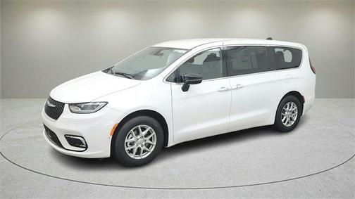 2025 Chrysler Pacifica L