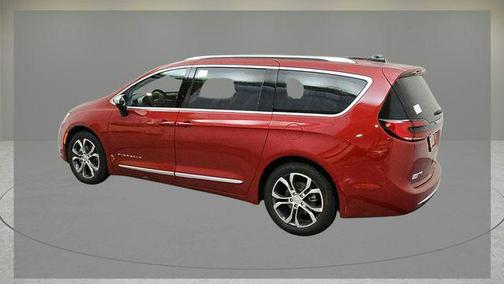 2026 Chrysler Pacifica L