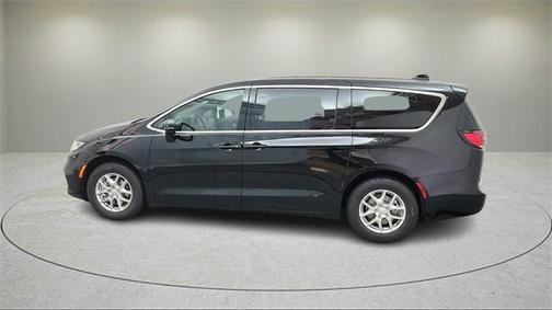 2025 Chrysler Pacifica L