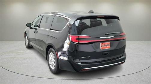2025 Chrysler Pacifica L