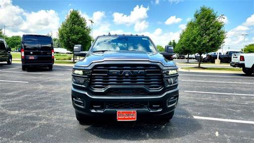 2025 RAM 3500 Tradesman Crew Cab 4x4 8' Box