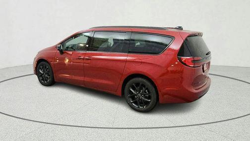 2026 Chrysler Pacifica L