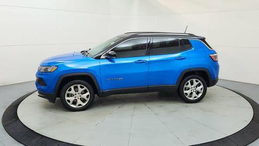 Laser Blue Pearlcoat 2022 Jeep Compass Limited