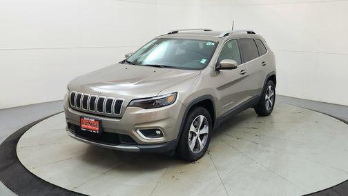 Light Brownstone Pearlcoat 2019 Jeep Cherokee Limited