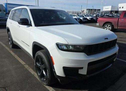 Bright White Clearcoat 2023 Jeep Grand Cherokee L Altitude SUV