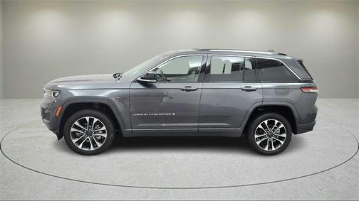 2022 Jeep Grand Cherokee Overland