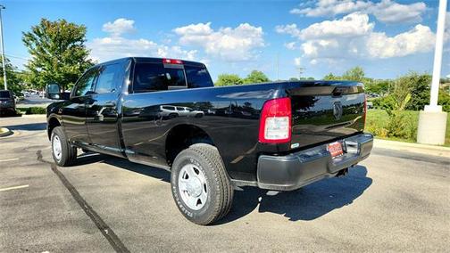 2024 RAM 2500 Tradesman Crew Cab 4x4 8' Box