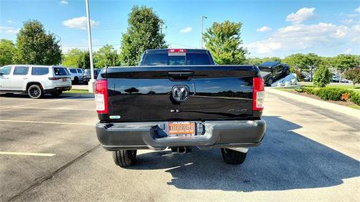 2024 RAM 2500 Tradesman Crew Cab 4x4 8' Box