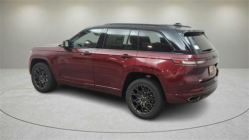 2025 Jeep Grand Cherokee Summit