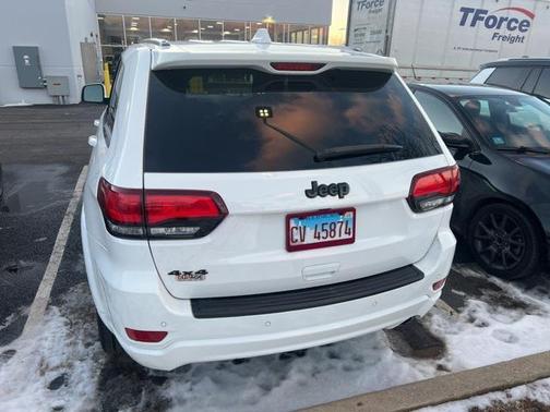 2021 Jeep Grand Cherokee Laredo