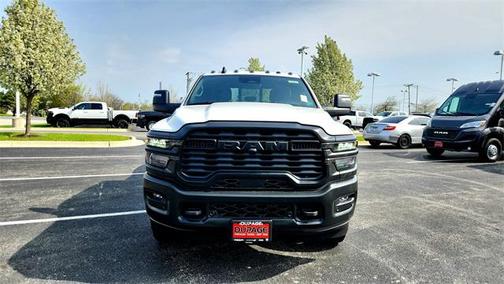 2025 RAM 3500 Tradesman Crew Cab 4x4 8' Box