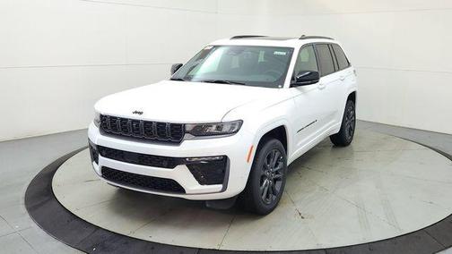 Bright White Clearcoat 2026 Jeep Grand Cherokee Limited