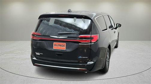 2025 Chrysler Pacifica Hybrid Select