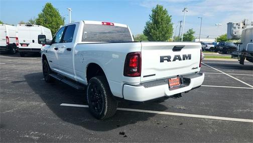 2025 RAM 2500 Big Horn Crew Cab 4x4 6'4' Box