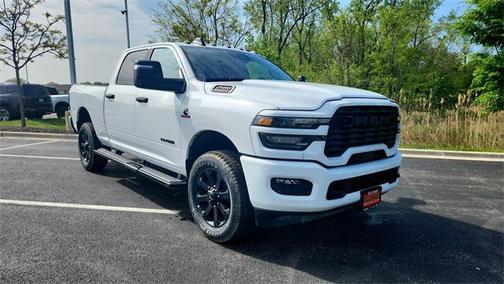 2025 RAM 2500 Big Horn Crew Cab 4x4 6'4' Box