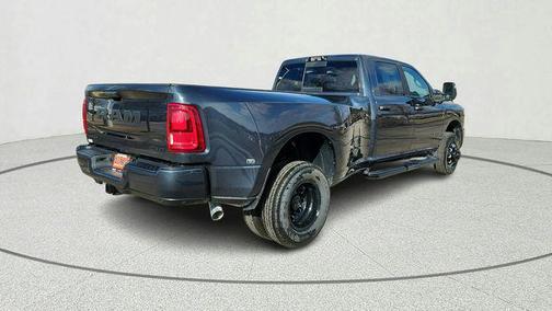 2026 RAM 3500 Big Horn Crew Cab 4x4 8' Box