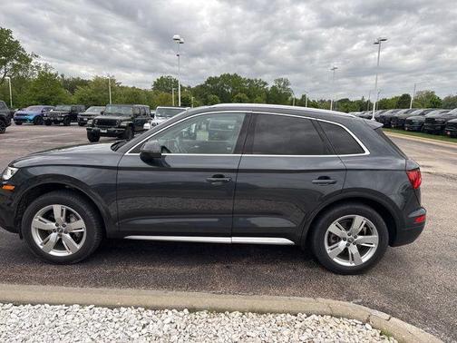 Gray 2018 Audi Q5 2.0T Tech Premium