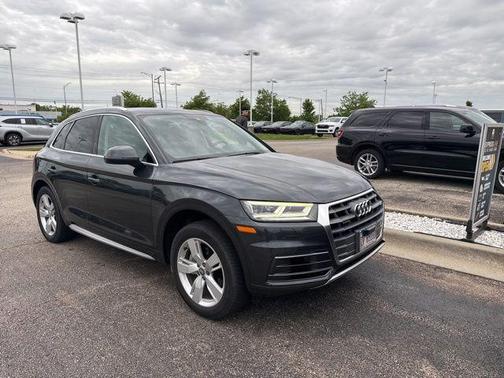 Gray 2018 Audi Q5 2.0T Premium