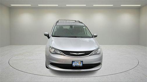 2021 Chrysler Voyager LXI