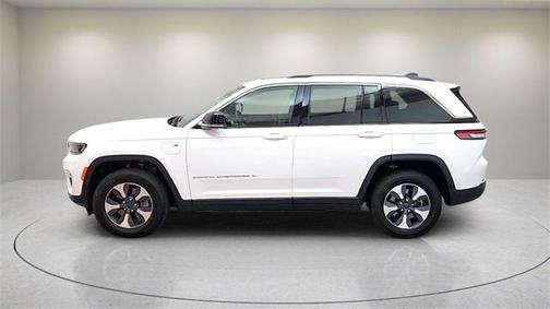 2022 Jeep Grand Cherokee 4xe Base