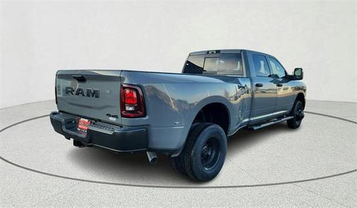 2026 RAM 3500 Tradesman Crew Cab 4x4 8' Box