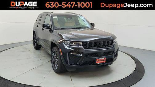 diamond black crystal pearlcoat 2026 Jeep Grand Cherokee Summit
