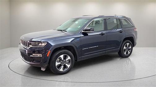 2022 Jeep Grand Cherokee 4xe Base
