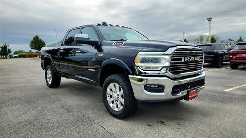 2022 RAM 2500 Laramie Crew Cab 4x4 6'4' Box