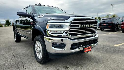 2022 RAM 2500 Laramie Crew Cab 4x4 6'4' Box