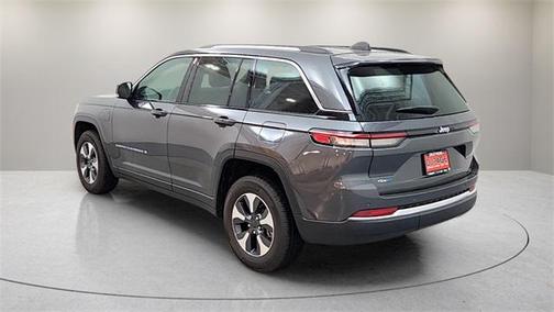 2022 Jeep Grand Cherokee 4xe Base