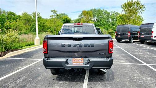 2025 RAM 2500 Tradesman Crew Cab 4x4 6'4' Box