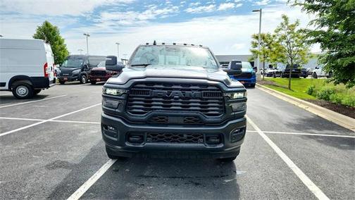2025 RAM 2500 Tradesman Crew Cab 4x4 6'4' Box